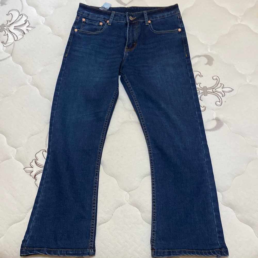 Levis original Bootcut jean in blue colour 30x32 available for sale.